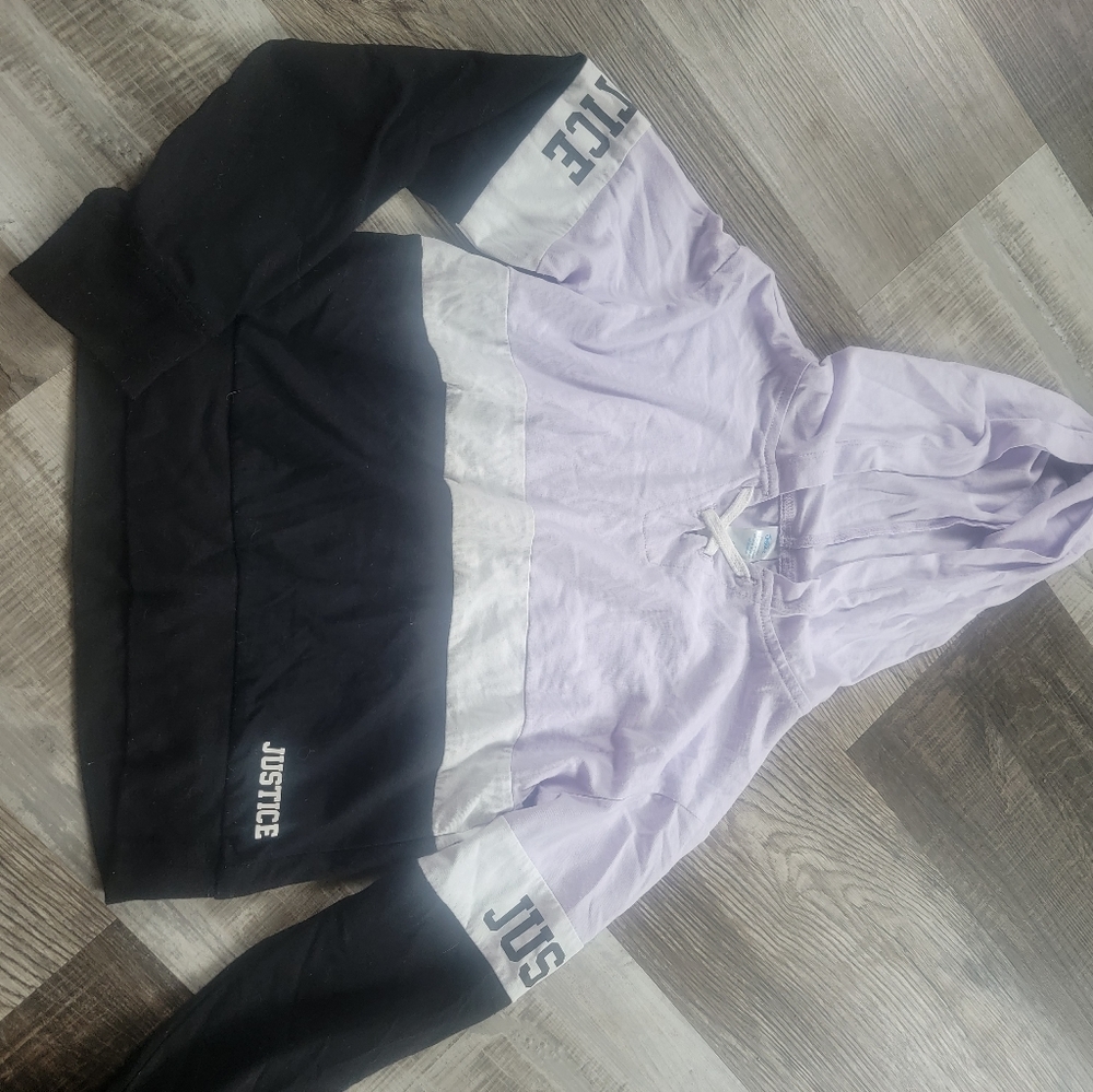 Girl's long sleeve with hood